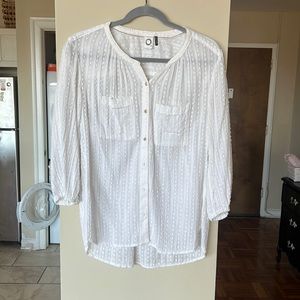 Anthropologie Akemi + Kim textured white shirt
